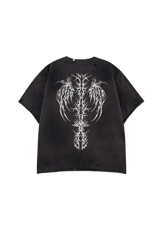 Pierced Tribal Bones Tee - blackの背面。ボーン(骨)とトライバルを融合させた、鋭利なバックグラフィックデザイン。