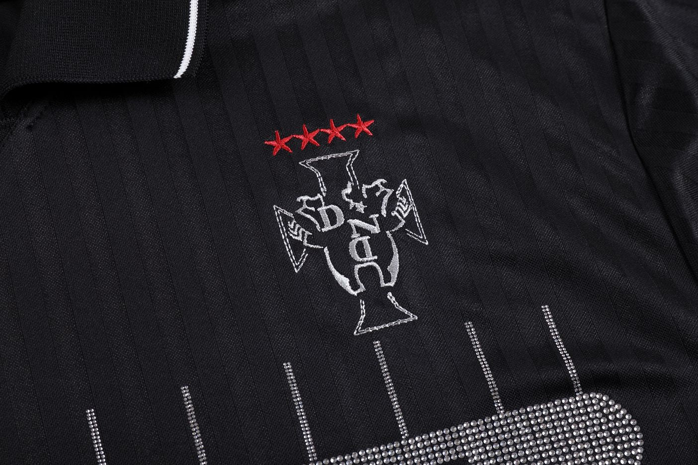 DND4DES　SLOGAN DIAMOND FOOTBALL SHIRT