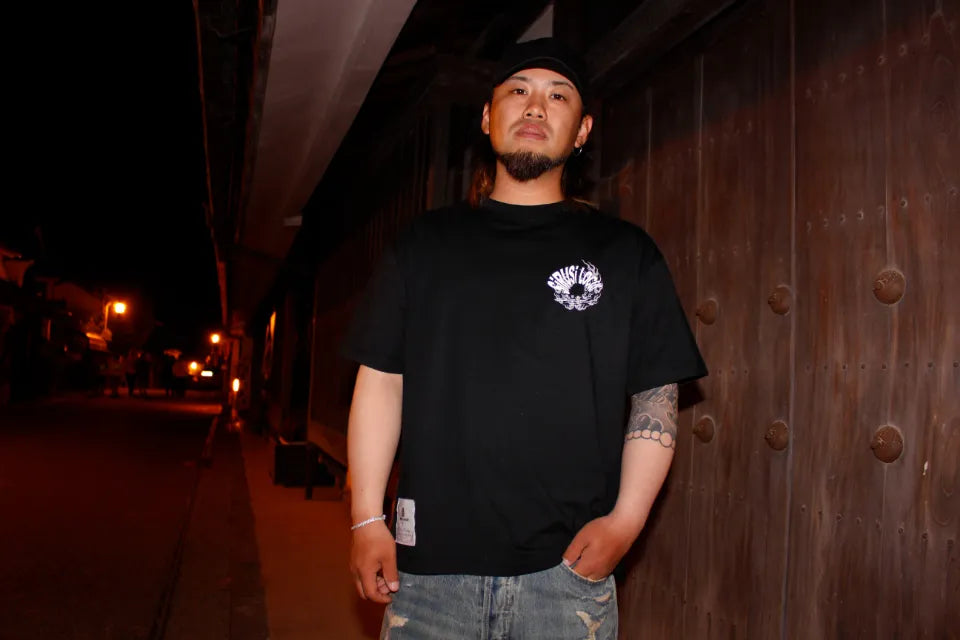 増情報騒 S/S Tee - BLACK