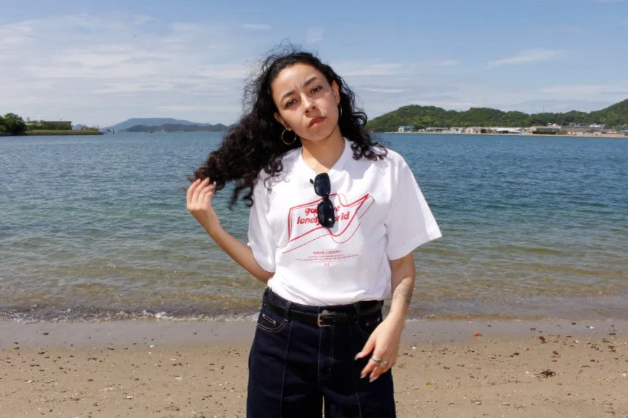 GOOD-BYE LONELY WORLD S/S Tee - WHITE