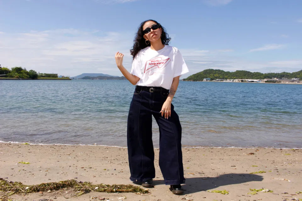 GOOD-BYE LONELY WORLD S/S Tee - WHITE
