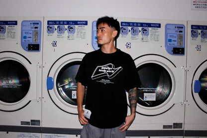 GOOD-BYE LONELY WORLD S/S Tee - BLACK