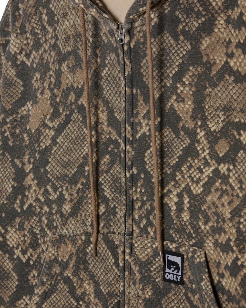 OBEY POST ZIP HOOD パイソン柄の胸元・ポケットアップ画像。