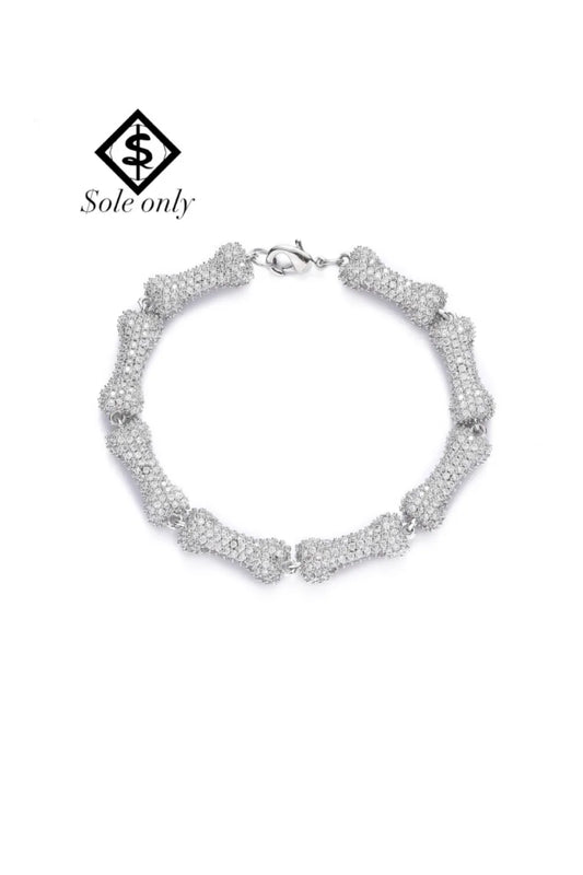 $ole only Bone Chain Bracelet - Silver。骨の形をしたコマに、特別カットのジルコニアを贅沢に敷き詰めたシルバーブレスレット。