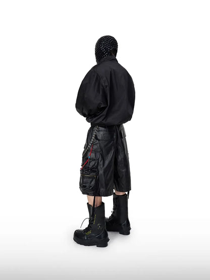 【DISTOPION】 Tech Cargo Shorts （ブラック） 着用ルック 背面全身