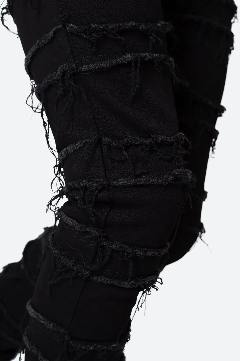 【MNML】 X597 PANELED SKINNY STACKED DENIM 膝周りパネル・フリンジステッチ画像