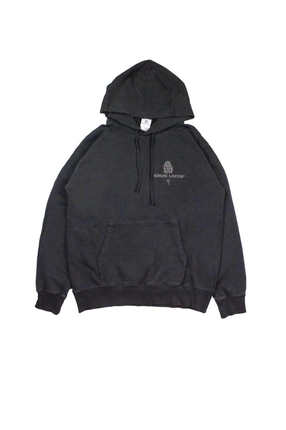 【SIRUSI LOCUS】 SIRUSI LOGO PIGMENT HOODIE （ダークグレー） ピグメント加工 ダメージパーカー 平置き正面