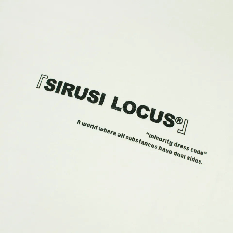 【SIRUSI LOCUS】 SECOND FINGER PRINT L/S TEE ライム バックロゴ＆メッセージテキストプリント ディテール