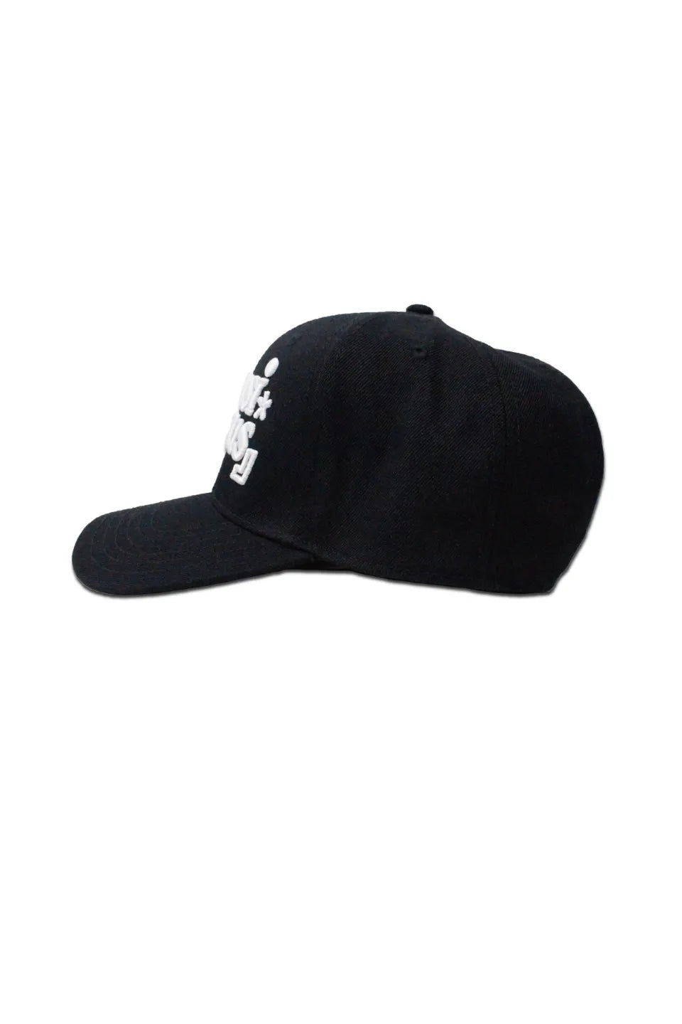 SIRUSI LOCUS SIRUSI LOGOTYPE CAP ブラック 3D刺繍ロゴ スナップバックキャップ サイドシルエットカット