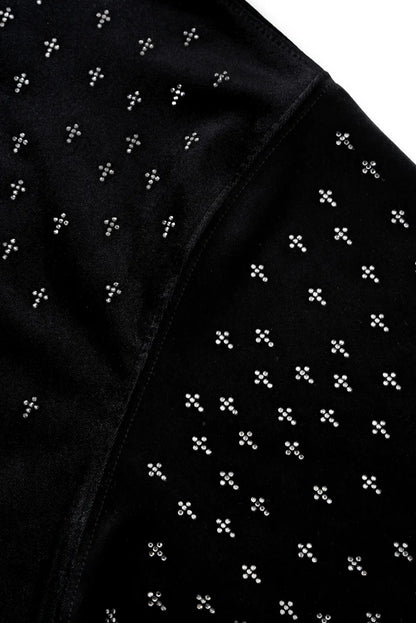【SUPPLIER】 Micro Cross Rhinestone Velour Zip Hoodie（ブラック） 肩周り・袖ラインストーン配置詳細画像