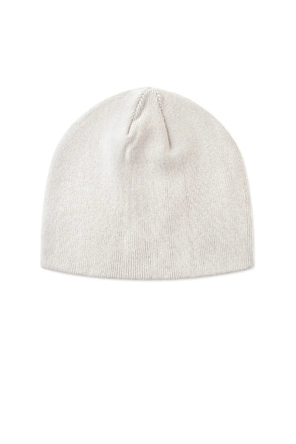 SUPPLIER Multiple Cross Leather Patch Beanie ホワイト ニットキャップ 無地平置きバック全体カット