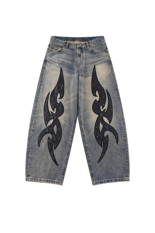 【SUPPLIER】 Studs Tribal Leather Patch Curve Denim （BLUE） 正面全体