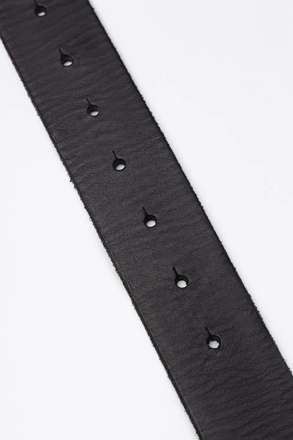 【SUPPLIER】 Triple Cross Buckle Belt ベルト穴ディテール画像