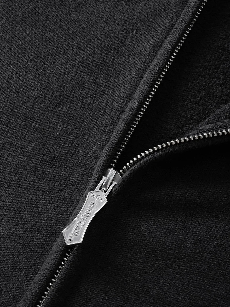 【THE BOY HAS NO PATIENCE】 LUMINOUS DAWN ASTRAL LOGO FLOCKED ZIP HOODIE オリジナルジップチャーム拡大