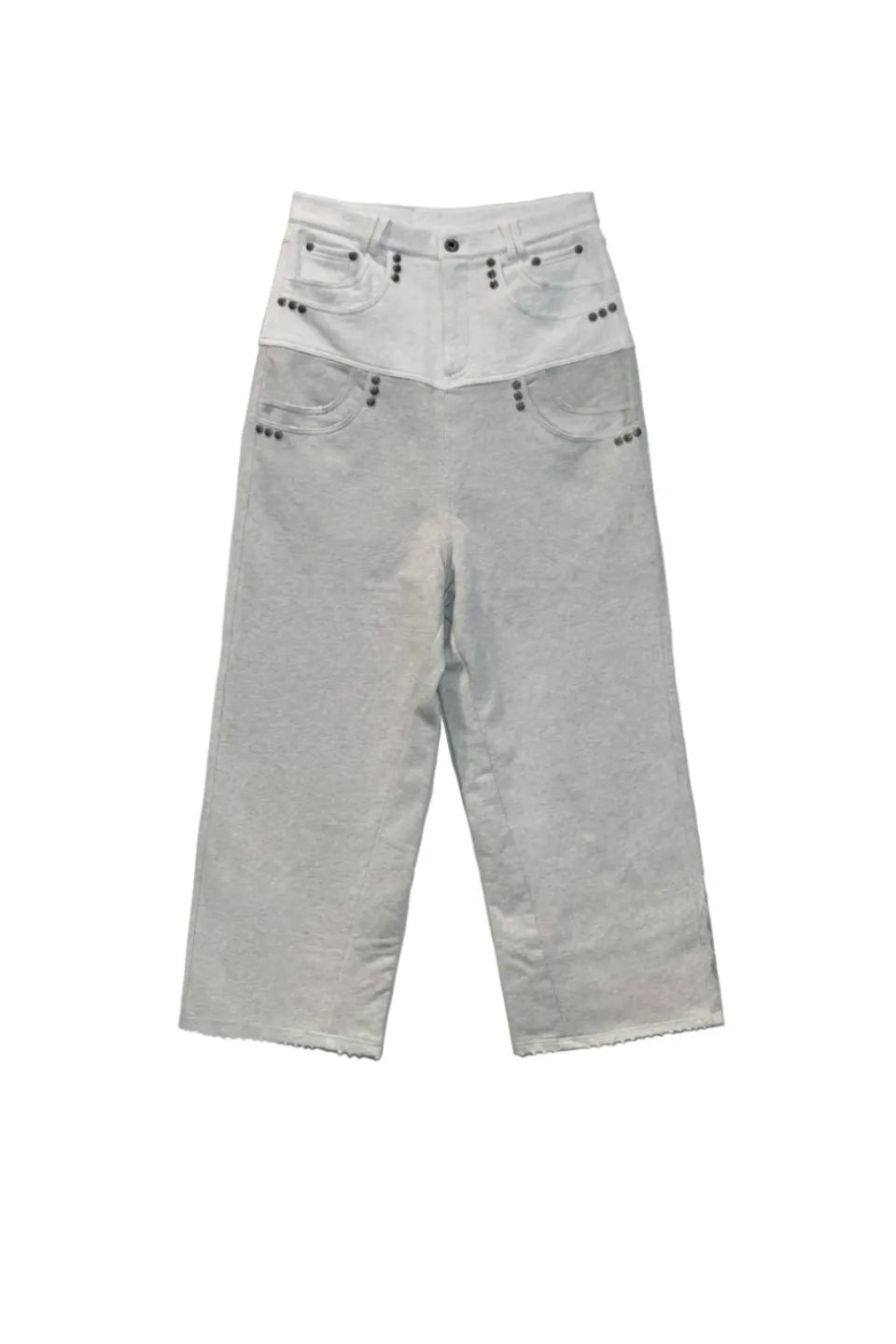 Dray Double-Layered Sweatpants Thought We Friendsのグレーカラー平置き正面画像。2色切り替えのダブルウエストとスタッズ装飾が特徴の裏起毛ワイドバギースウェットパンツ。